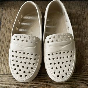 Floafers Child Toddler Size 8 Warm Sand Coconut